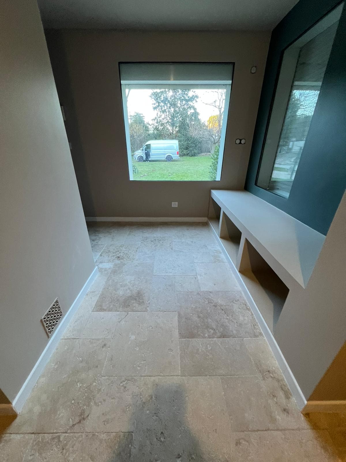 Pose travertin sur-mesure — Martigues